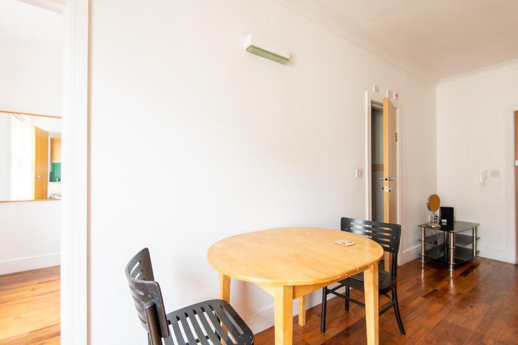 London Central Studio Dış mekan fotoğraf